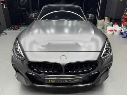 안산 BMW Z4 랩핑, M40i 차량에 시공이 까탈스러운 무광 크롬 로마니 레드 셋업! / 안양시 동안구 관양동