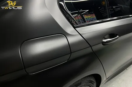 BMW G30 520d 사틴블랙 전체랩핑 / 안양시 동안구 관양동