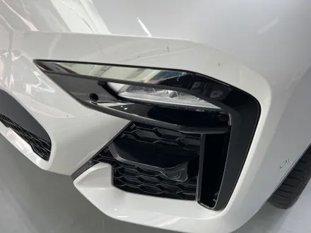 BMW X7 크롬죽이기. 럭셔리함의 극치에서 역동적인 스포티함으로. 수원 병점 랩핑. / 안양시 동안구 관양동