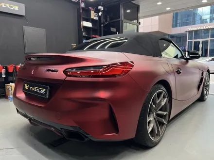 안산 BMW Z4 랩핑, M40i 차량에 시공이 까탈스러운 무광 크롬 로마니 레드 셋업! / 안양시 동안구 관양동