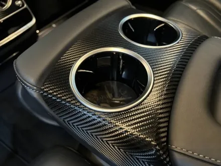 수원 랩핑. 카본 필름으로 스포티함을 과시해낸 W222 S63 AMG. / 안양시 동안구 관양동