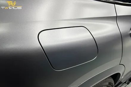 BMWX6 30D 블랙유광 크롬죽이기 및 사틴다크그레이 전체랩핑 그리고 바디킷 튜닝까지 한번에 / 안양시 동안구 관양동