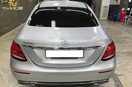 벤츠E클래스 E220d 랩핑 유광메탈릭다크블루 시공기 / 안양시 동안구 관양동