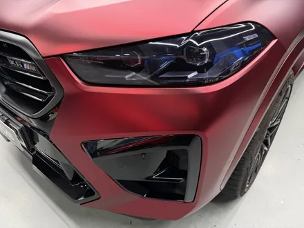 BMW X6M 랩핑, 무광 크롬 로마니레드. 새로운 정체성을 입히다! 안산 랩핑. / 안양시 동안구 관양동