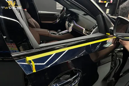 BMWX6 30D 블랙유광 크롬죽이기 및 사틴다크그레이 전체랩핑 그리고 바디킷 튜닝까지 한번에 / 안양시 동안구 관양동