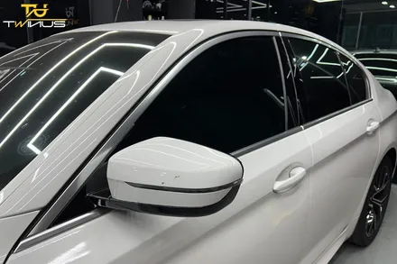BMW5시리즈 크롬죽이기 랩핑 그리고 블랙유광 그릴 및 뿔 사이드미러 교환 / 안양시 동안구 관양동