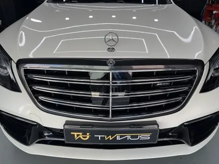 수원 랩핑. 카본 필름으로 스포티함을 과시해낸 W222 S63 AMG. / 안양시 동안구 관양동