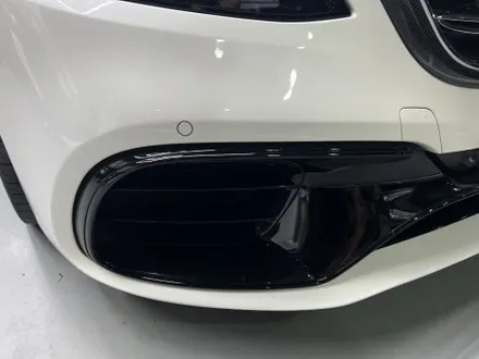 수원 랩핑. 카본 필름으로 스포티함을 과시해낸 W222 S63 AMG. / 안양시 동안구 관양동