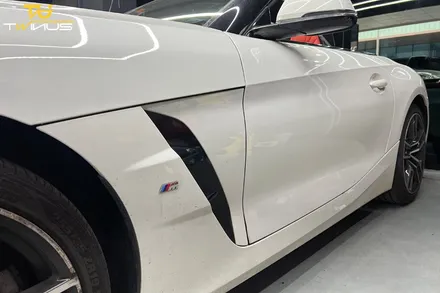 BMW Z4랩핑 20i 에이버리 유광엠뷸런스옐로우 전체랩핑 / 안양시 동안구 관양동