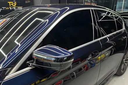안양랩핑 BMW520i 사틴블랙 전체랩핑 무게감있는 포스 연출 / 안양시 동안구 관양동