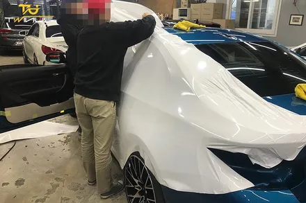 BMW M2랩핑 유광화이트 전체카스킨 / 안양시 동안구 관양동
