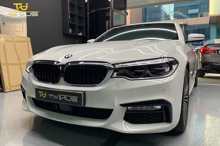 안양랩핑제거 BMW5시리즈 그릴 및 샤크안테나 랩핑제거 / 안양시 동안구 관양동