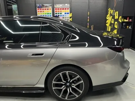 안산 랩핑, 투톤의 매력에서 다시 재정의된 BMW 7시리즈 매력. / 안양시 동안구 관양동