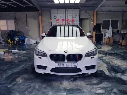 전주랩핑 - BMW 5시리즈 무광크롬으로 랩핑 / 전주시 덕진구