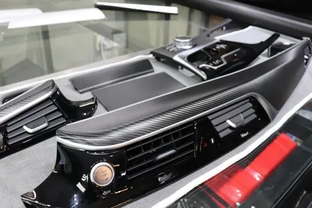 트렌드에 맞게 BMW 실내랩핑으로 우드없에기~ / 전주시 덕진구