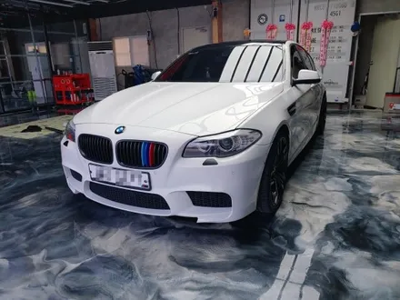 전주랩핑 - BMW 5시리즈 무광크롬으로 랩핑 / 전주시 덕진구
