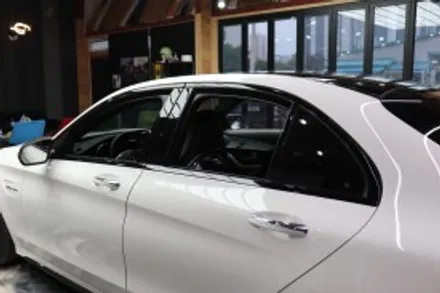 전주랩핑 - C63 AMG 변화주고 싶어 크롬죽이기 하기 / 전주시 덕진구