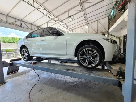 BMW 순정휠 블랙유광 분체도색. 캘리퍼도색 작업 / 화성 향남읍