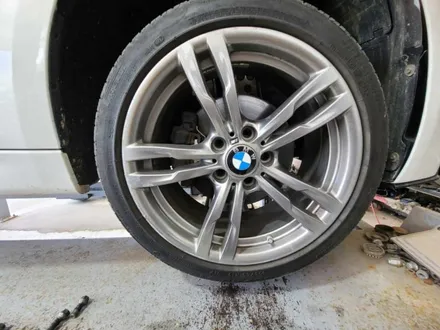 BMW 순정휠 블랙유광 분체도색. 캘리퍼도색 작업 / 화성 향남읍
