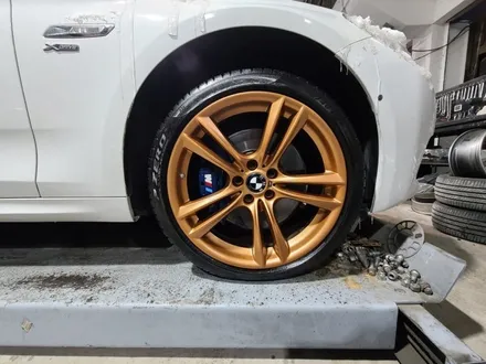 BMW 5GT 50i  20인치 휠 로즈골드  캘리퍼도색 작업 사진입니다 / 화성 향남읍