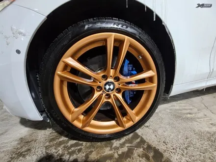 BMW 5GT 50i  20인치 휠 로즈골드  캘리퍼도색 작업 사진입니다 / 화성 향남읍