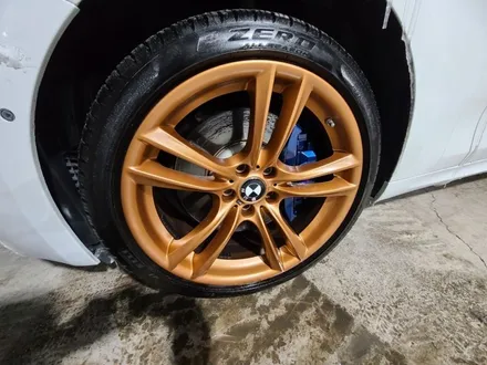 BMW 5GT 50i  20인치 휠 로즈골드  캘리퍼도색 작업 사진입니다 / 화성 향남읍