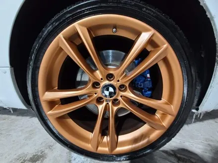 BMW 5GT 50i  20인치 휠 로즈골드  캘리퍼도색 작업 사진입니다 / 화성 향남읍