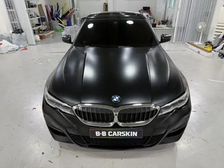 부천 상동 BMW G20 320i 전체 랩핑 — SNC 사틴블랙 컬러체인지 (비비카스킨) / 인천 부평구 부개동