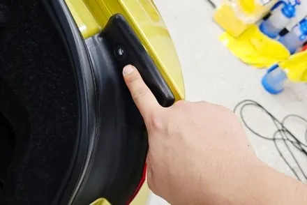 bmw M4 글로우블랙 비비카스킨에서 전체랩핑! / 인천, 부평