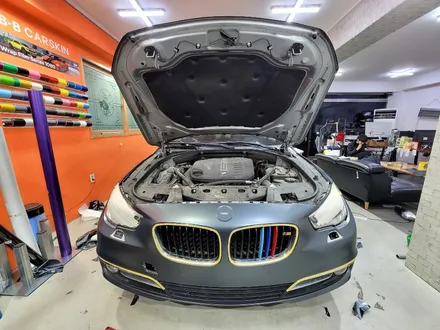 BMW 5GT 전체랩핑 사틴 메탈릭 그라파이트 랩핑 사틴그레이 오묘한느낌-★ / 인천, 부평