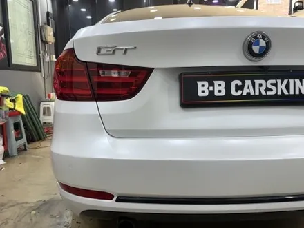부천랩핑 BMW 3GT 사틴화이트 전체랩핑 시공 후기 | 기존 사틴다크그레이 제거 후 컬러 변경 (상동랩핑 부평랩핑) / 인천 부평구 부개동