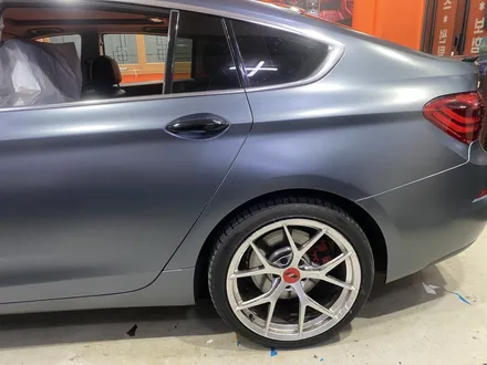 BMW 5GT 전체랩핑 사틴 메탈릭 그라파이트 랩핑 사틴그레이 오묘한느낌-★ / 인천, 부평