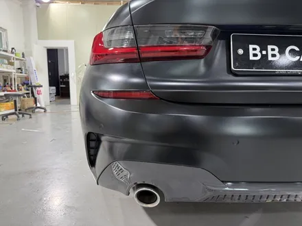 부천 상동 BMW G20 320i 전체 랩핑 — SNC 사틴블랙 컬러체인지 (비비카스킨) / 인천 부평구 부개동