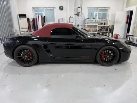 부천랩핑 포르쉐 박스터 718 GTS 4.0 전체랩핑｜화이트 →글로스 블랙, 디테일로 보여드립니다 / 인천 부평구 부개동