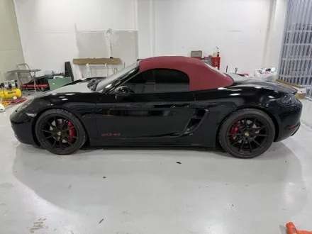 부천랩핑 포르쉐 박스터 718 GTS 4.0 전체랩핑｜화이트 →글로스 블랙, 디테일로 보여드립니다 / 인천 부평구 부개동