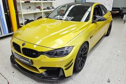 bmw M4 글로우블랙 비비카스킨에서 전체랩핑! / 인천, 부평