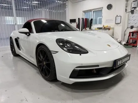 부천랩핑 포르쉐 박스터 718 GTS 4.0 전체랩핑｜화이트 →글로스 블랙, 디테일로 보여드립니다 / 인천 부평구 부개동