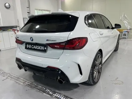 [인천랩핑] BMW 135i 전체 랩핑 시공기 – 순정 화이트에서 슈퍼 브라잇 카키 다크 그레이로 감성 업그레이드 / 인천 부평구 부개동