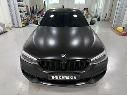 인천랩핑 인천남동구랩핑 전문 BMW G30 530i 사틴블랙 전체 시공기 / 인천 부평구 부개동
