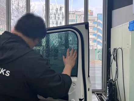 카니발 버텍스900700 썬팅은 포기할 수 없지! / 춘천시 퇴계동