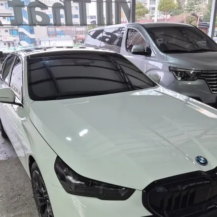 춘천썬팅_BMW I5 \'프리미엄 필름 [후버옵틱 프나세] 시공으로 더욱 완벽에 가까워지다 / 춘천시 퇴계동