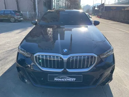 춘천썬팅 BMW 520i 럭셔리함이 두 배! 버텍스 900700으로 시공 / 춘천시 퇴계동