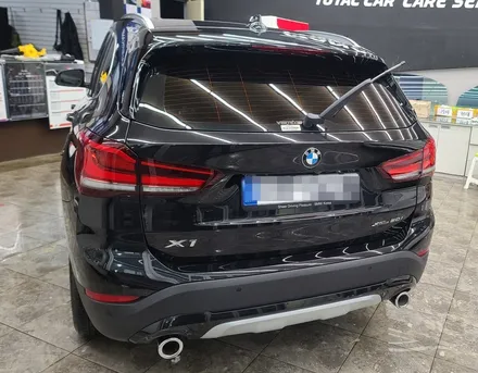 춘천신차패키지 BMW X1  버텍스 900 700 썬팅 + 가디언도어가드 추가까지! 더욱 신차답게 ! / 춘천시 퇴계동