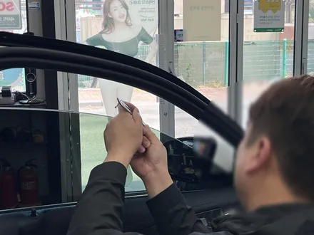 춘천신차패키지 벤츠는 버텍스 900 으로 반사필름이 부담스럽다면 비반사필름 어떠신가요? / 춘천시 퇴계동