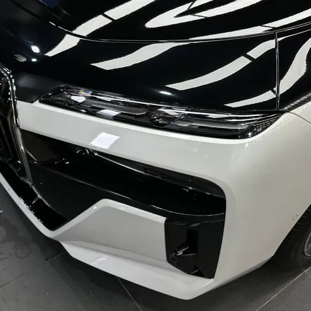 고민은 시공만 늦출 뿐! BMW 7시리즈 전체 PPF 신차급 관리와 화이트 블랙 투톤랩핑 듀오톤 - 일산 신차패키지 모터빌리지 / 고양시 구산동