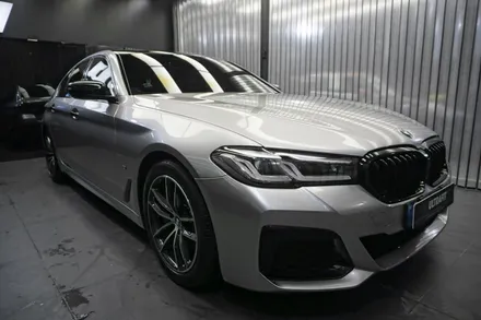 일산 랩핑 이노즈텍 메탈릭 실버로 변신한 BMW 5시리즈 520i / 고양시 구산동