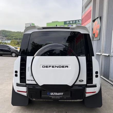 랜드로버 디펜더 110 화이트 일산 모터빌리지에서 고성능 PPF 울트라핏 XP 크리스탈 전체 인스톨 / 고양시 구산동