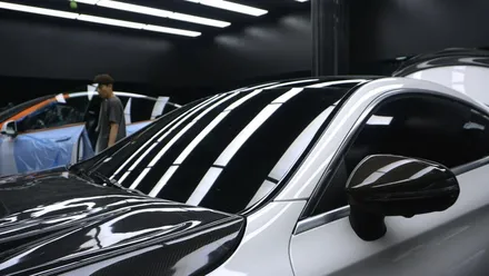 고성능 스포츠카 전면 유리 스톤칩 예방은 \'지벤트 윈드쉴드\'로 든든하게 - 벤츠 C63 AMG, 쉐보레 콜벳 Z06 지벤트 윈드쉴드 시공후기 : 모터빌리지 일산 / 고양시 구산동