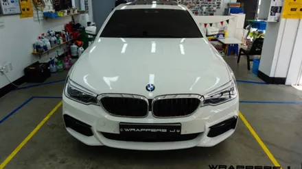 영등포BMW G30 520d  M삼색데칼 그릴랩핑 M삼색 M부분랩핑 M데칼 / 천안 불당동