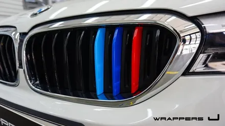 영등포BMW G30 520d  M삼색데칼 그릴랩핑 M삼색 M부분랩핑 M데칼 / 천안 불당동